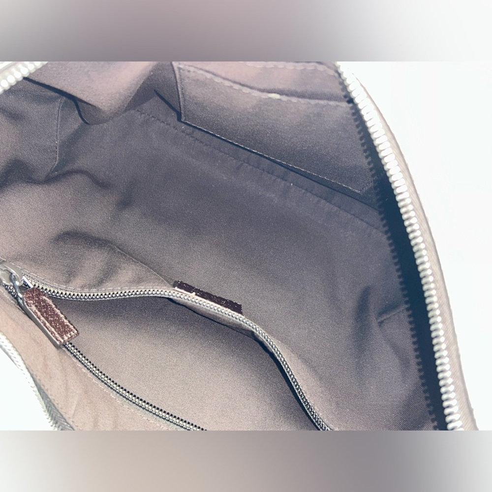 (SOLD) Gucci Brown Monogram Canvas Hobo Messenger Cross-Body Bag - Picture 15 of 16